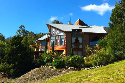 MAGICAL MOUNTAIN RETREAT - 20 Mins To CBD And Only 10 To MONA! - Accommodation Search 3