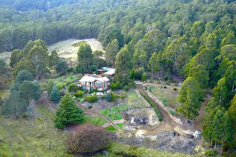 MAGICAL MOUNTAIN RETREAT - 20 Mins To CBD And Only 10 To MONA! - Accommodation Search 1