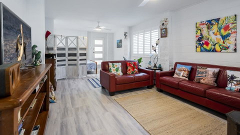 Mahalo - Accommodation Search 1