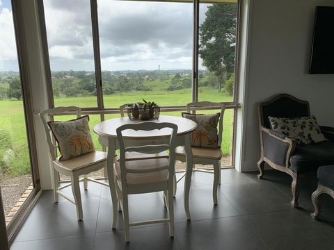 Maleny Views Holiday House - Accommodation Search 0