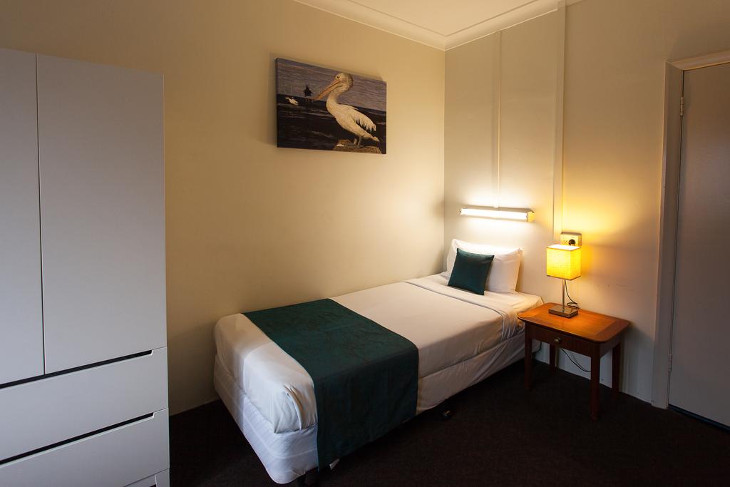 Manly QLD Accommodation Search