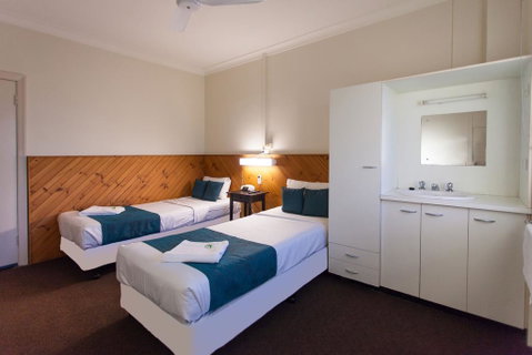 Manly Hotel - Accommodation Search 1