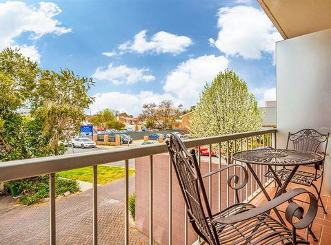 Mantra Pavilion Hotel Wagga - Accommodation Search 1