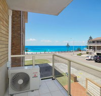 Marine Court - The Entrance - Accommodation Search