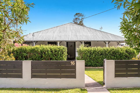 Marvell House - Accommodation Search 1