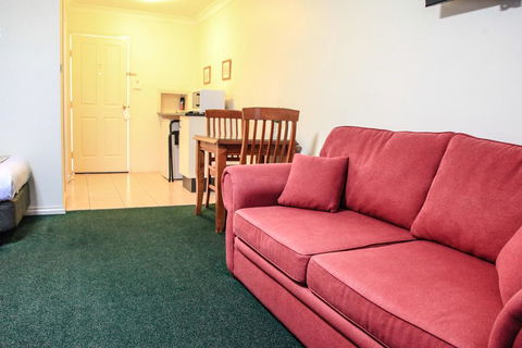 Maynestay Motel - Accommodation Search 1