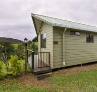 Mena Creek Flower House - Accommodation Search