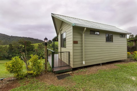 Mena Creek Flower House - Accommodation Search 0