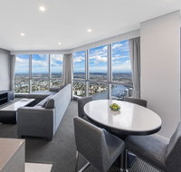 Meriton Suites Adelaide Street - Accommodation Search