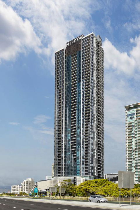 Meriton Suites Southport - Accommodation Search 3