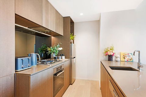 MH47 Landmark Apartment Near Crown - Accommodation Search 0