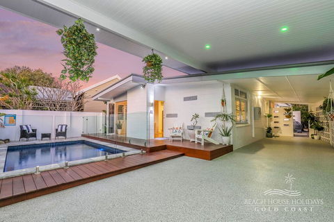 Miami Beachside Beach House - Accommodation Search 2