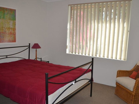 Miami Court 5 - Accommodation Search 3
