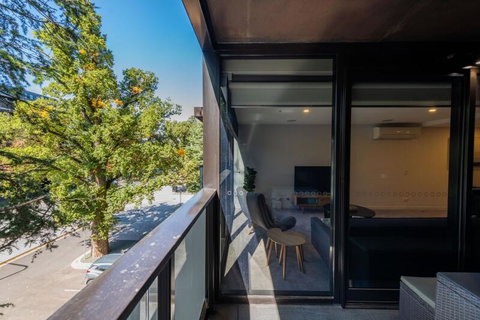 Midnight Apartments Accommodate Canberra - Accommodation Search 1