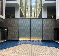 MidnightBraddon Modern Executive Apt Pool Sauna Secure Parking Wine - Accommodation Search