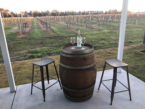 Milawa Vineyard Views - Guesthouse 1 - Accommodation Search 0