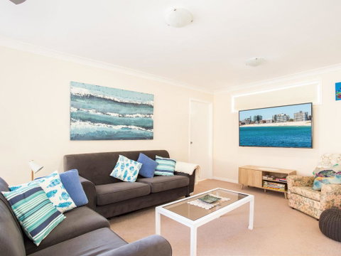 Minnibah 20 - Accommodation Search 0