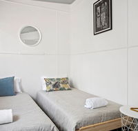 Mitchell Pde 31 Mollymook - Accommodation Search