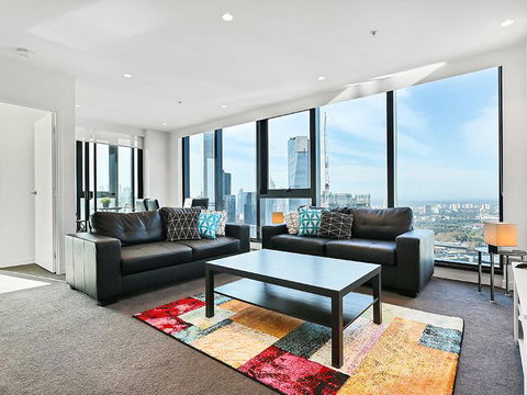 MJ Shortstay Apartments - Platinum Tower - Accommodation Search 1