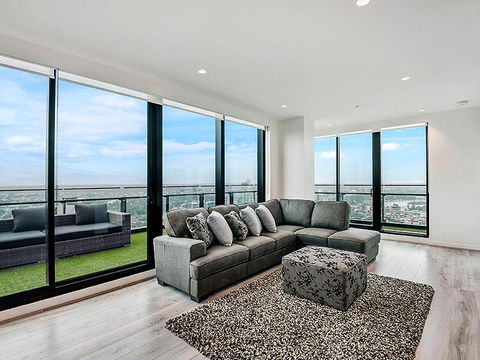 MJ Shortstay Apartments - Platinum Tower - Accommodation Search 2