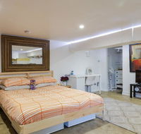 Modern  homely comfort - Accommodation Search