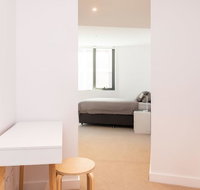 Modern 2 Bedroom Apartment in Darling Harbour - Accommodation Search