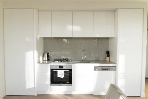 Modern Light-Filled 1 Bed In South Melbourne - Accommodation Search 2