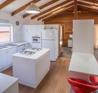 Mollymook Fantastic Holiday House - Accommodation Search