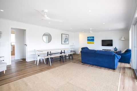 Mollymook Links - Accommodation Search 1