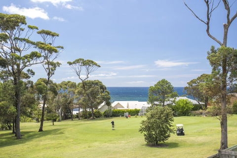 Mollymook Links - Accommodation Search 3
