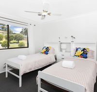 Mollymook Links - Accommodation Search