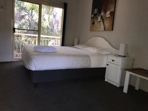 Mollymook Paradise Haven Motel - Accommodation Search 0