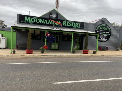 Moonambel Resort Hotel - Accommodation Search 0