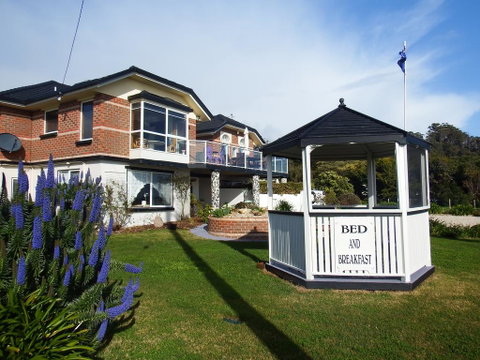 Moonlight Bay B&B Guest House - Accommodation Search 2
