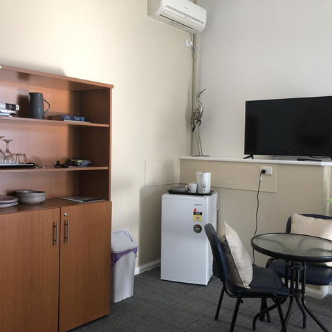 Motel Rooms At Morisset Serviced Apartments - Accommodation Search 3