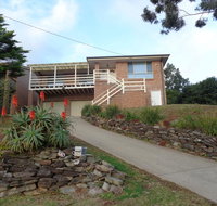 Mountain View Beach House - Accommodation Search