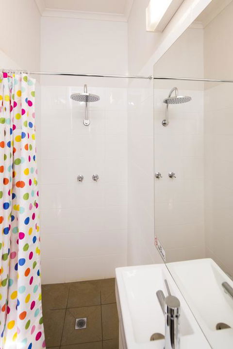 Mowbray Hotel - Accommodation Search 3