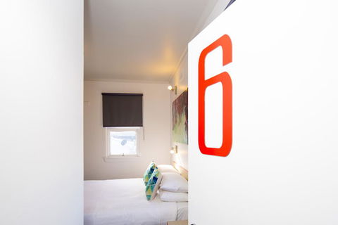 Mowbray Hotel - Accommodation Search 2