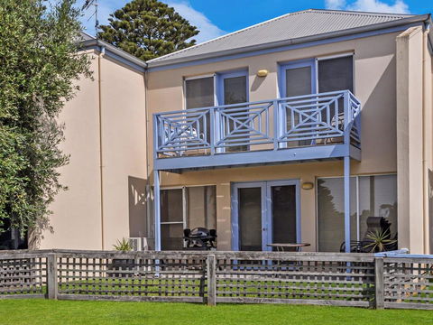 MOYNE VIEWS NO. 2 - Accommodation Search 2