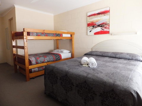 Nagambie Caravan Park & Motel - Accommodation Search 2