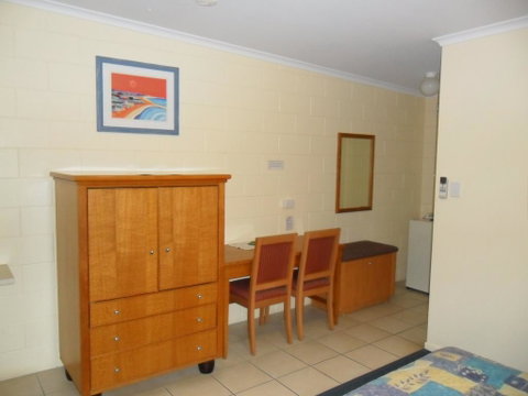 Nanango Antler Motel - Accommodation Search 0