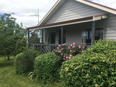 Neerim Country Cottages - Accommodation Search 3
