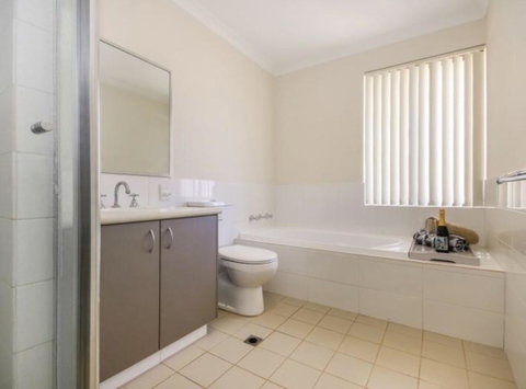Holiday Home Near Perth City / Airport / Stadium / Casino - Accommodation Search 13
