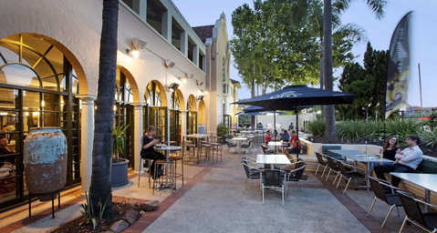Captain Stirling Hotel - Accommodation Search 5