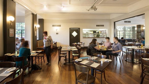 Captain Stirling Hotel - Accommodation Search 15
