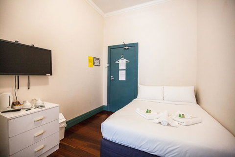 Captain Stirling Hotel - Accommodation Search 33
