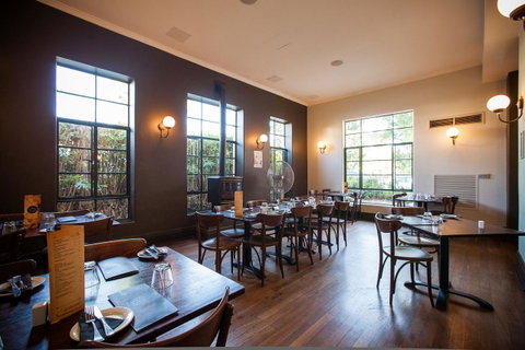 Captain Stirling Hotel - Accommodation Search 41