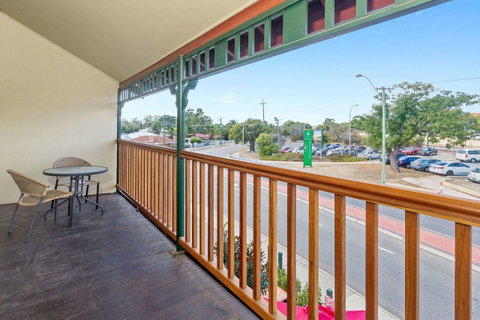 Quality Hotel Bayswater - Accommodation Search 13