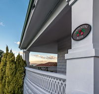 Serpentine Rose - Accommodation Search