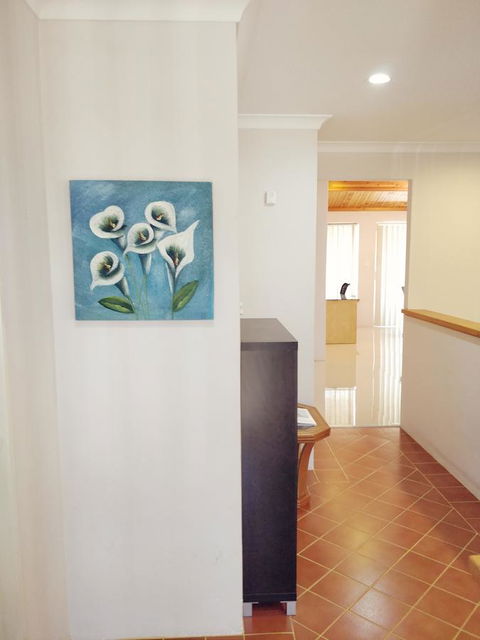 Cosy Easy Access Home Near Perth CBD And Fremantle - Accommodation Search 0